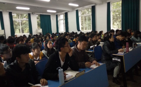 【党课第三讲】beat365党委书记侯志军教授为beat365分党校授课