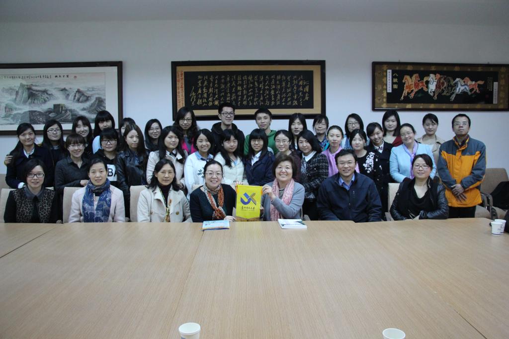 台北市立大学赵家琛教授来beat365进行学术交流